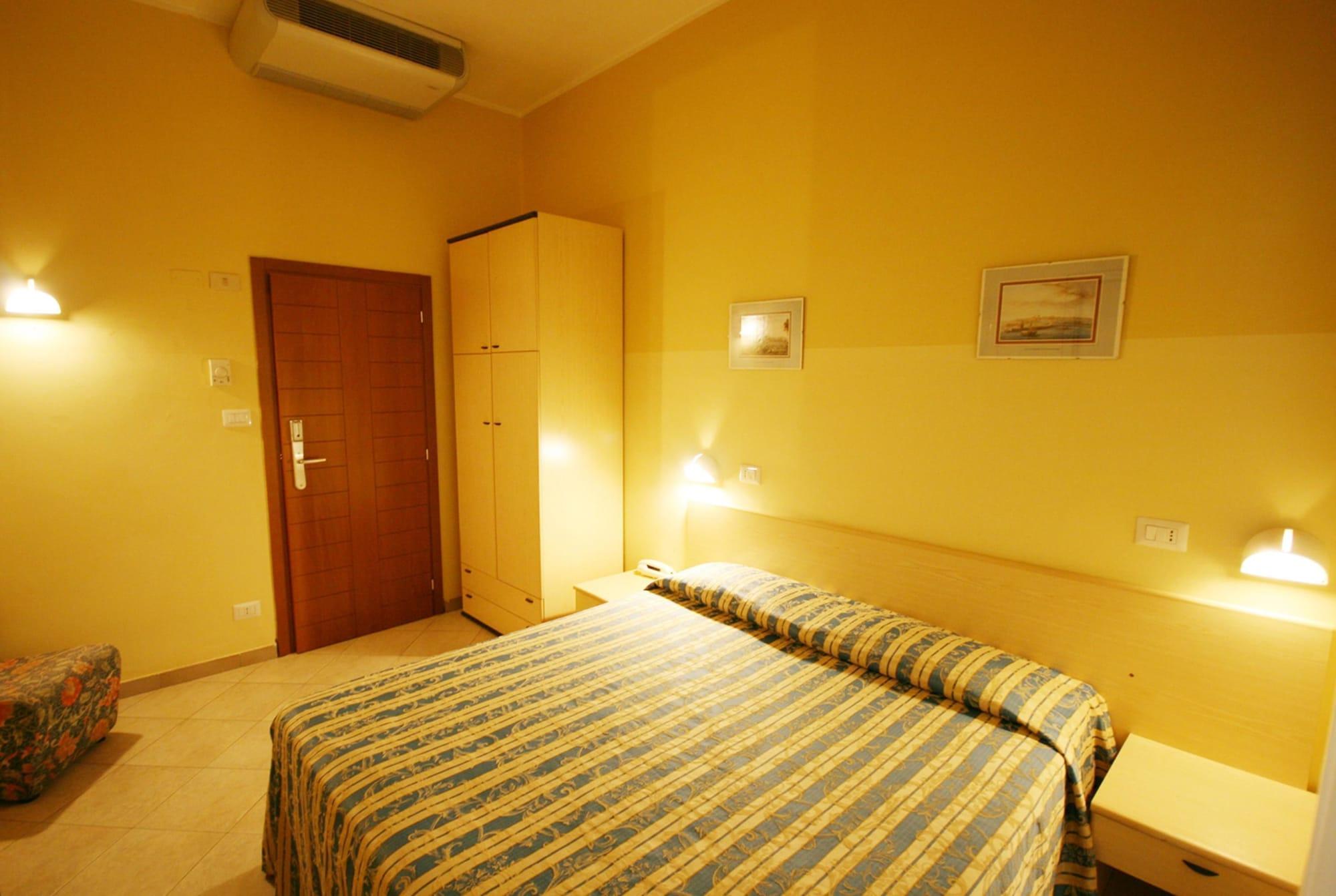 Hotel Sole Mio Rimini Exterior photo
